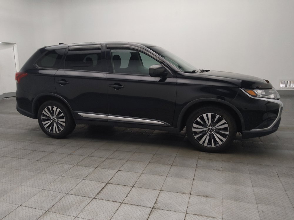 Used 2020 Mitsubishi Outlander ES FWD image 11