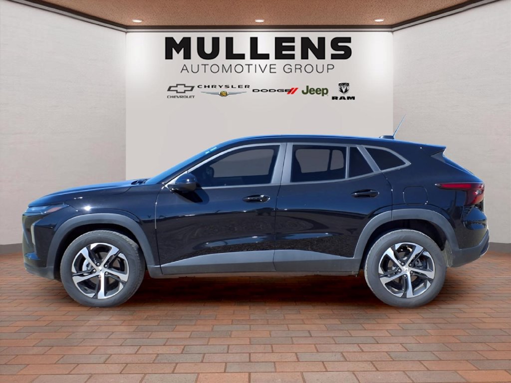 Used 2026 Chevrolet Trax RS w/ Driver Confidence Package FWD image 8