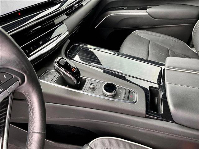 Certified 2024 Cadillac Escalade Sport w/ LPO, ONYX Package AWD/4WD image 15