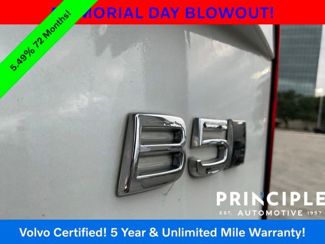 Certified 2025 Volvo XC90 B5 Plus AWD/4WD image 28