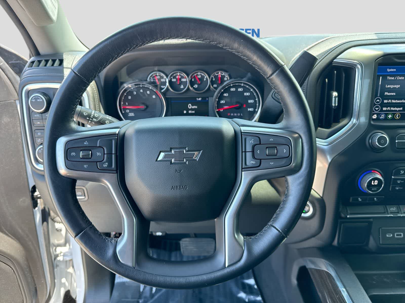 Used 2022 Chevrolet Silverado 1500 RST AWD/4WD image 30