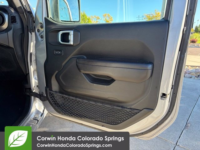 Used 2019 Jeep Wrangler Unlimited Sport S AWD/4WD image 39