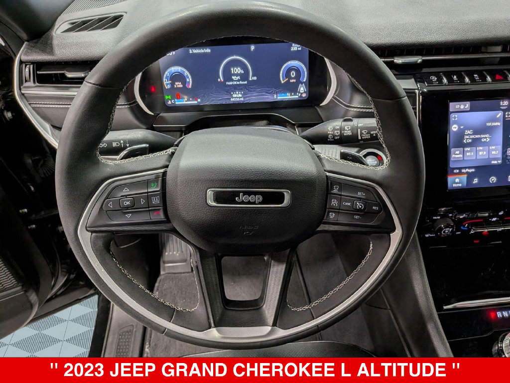 Used 2023 Jeep Grand Cherokee L Laredo AWD/4WD image 16