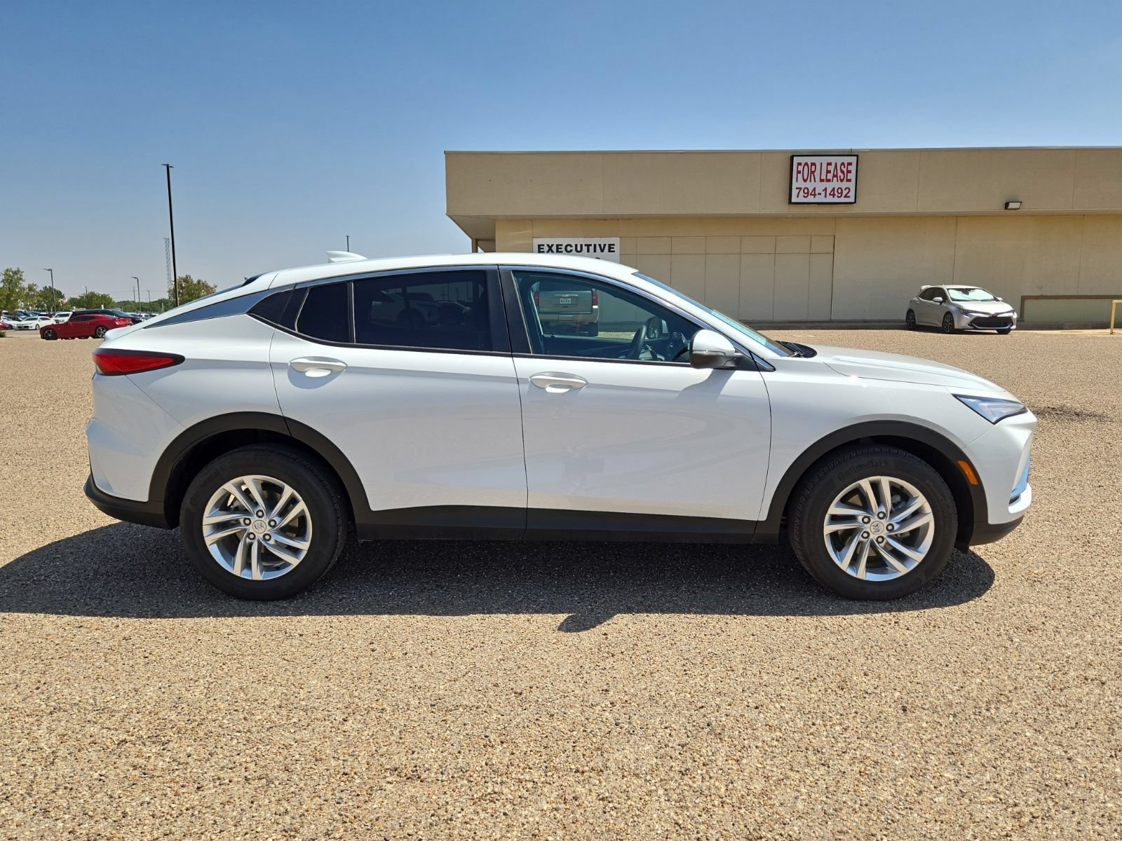 Used 2025 Buick Envista Sport Touring FWD image 6