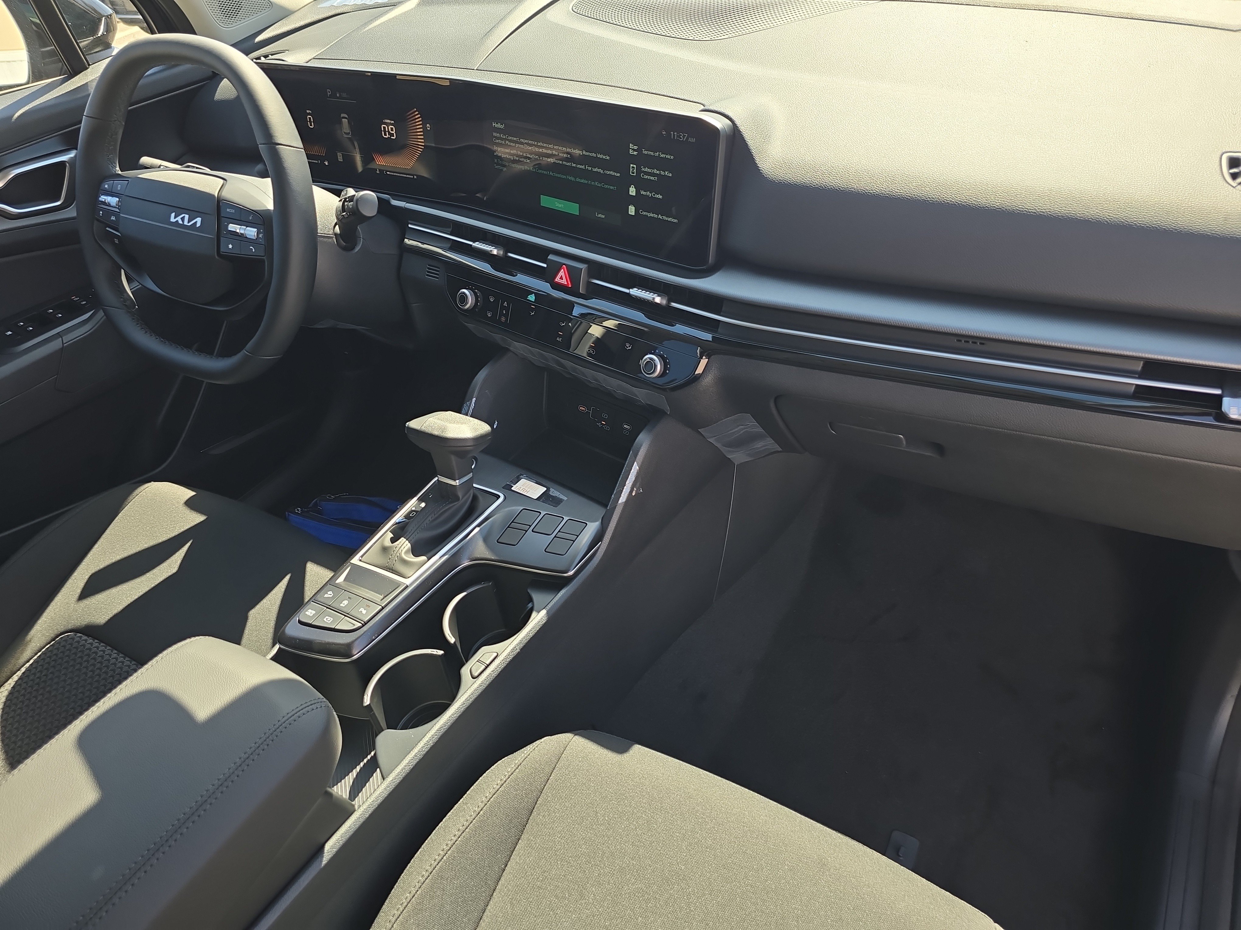 New 2027 Kia Sportage LX FWD image 11