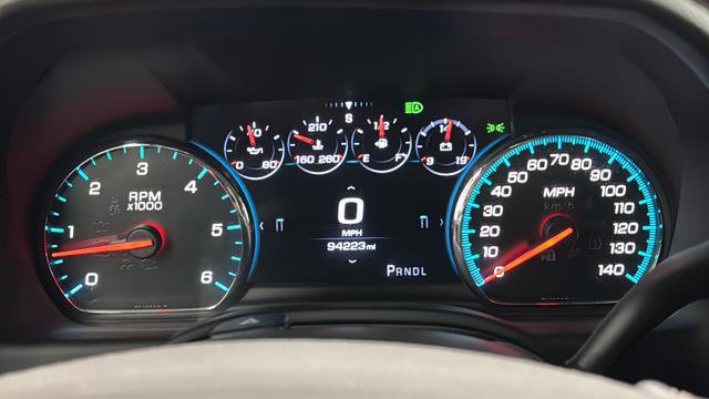 Used 2020 Chevrolet Suburban Premier AWD/4WD image 13