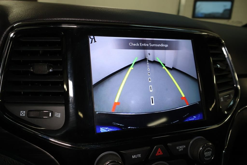 Used 2020 Jeep Grand Cherokee Limited image 35