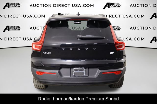 Used 2022 Volvo XC40 P8 Recharge Ultimate AWD/4WD image 3
