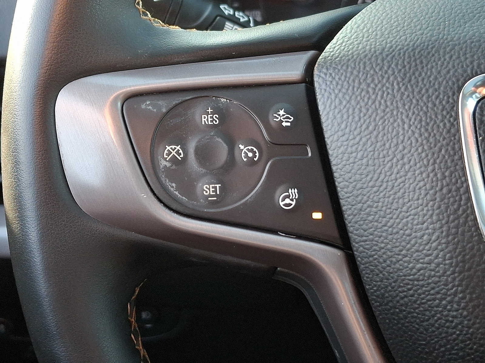 Used 2024 GMC Terrain AT4 image 21