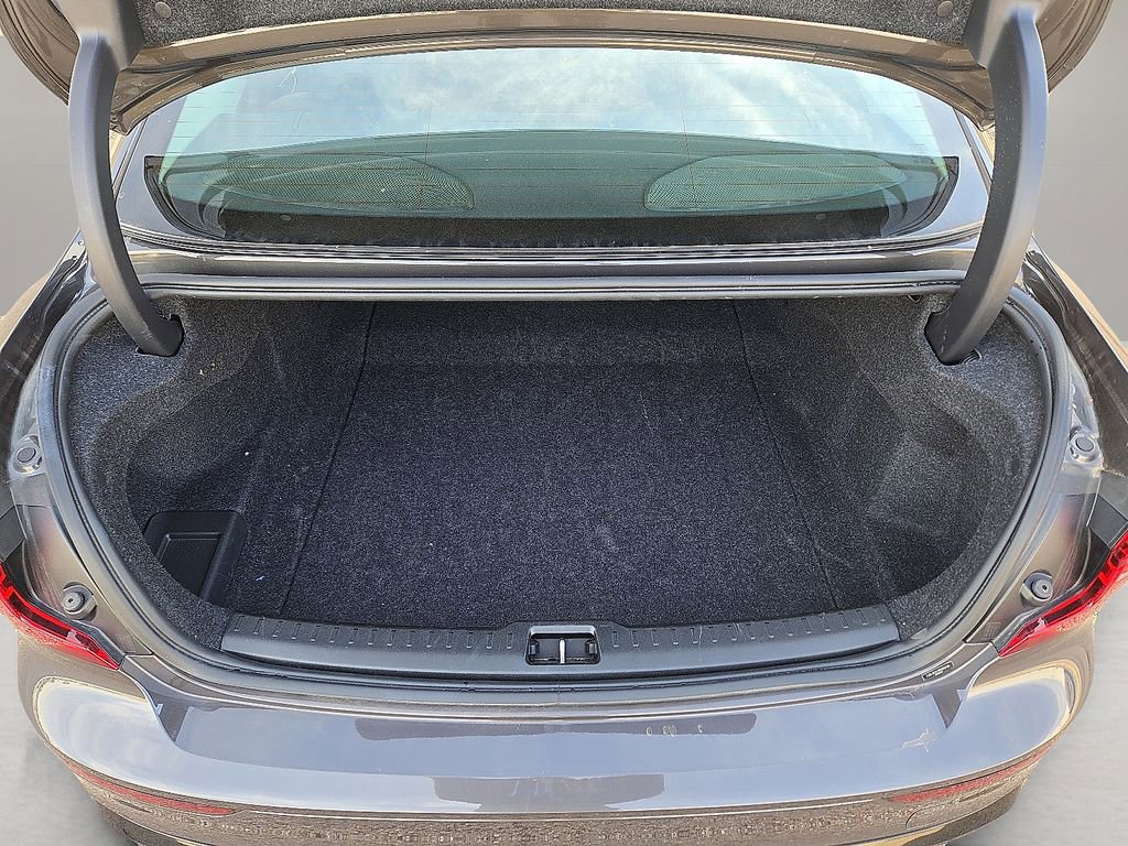 Certified 2024 Volvo S60 B5 Core image 15