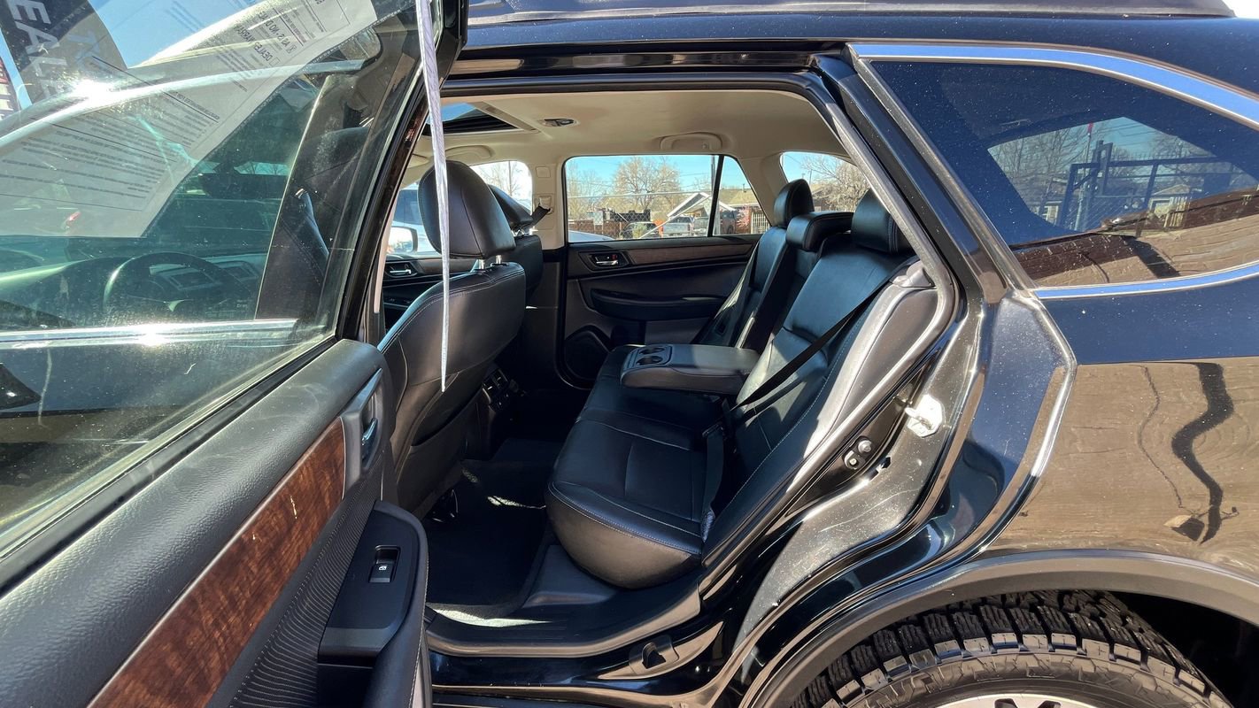 Used 2017 Subaru Outback 2.5i Limited image 21