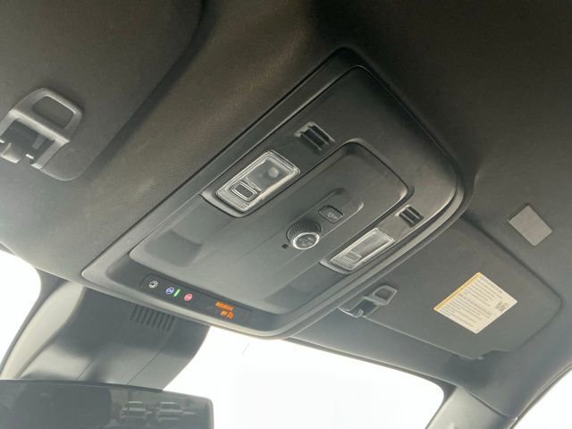 Used 2025 Chevrolet Tahoe LT image 32