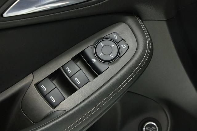 Used 2021 Buick Encore GX Select w/ Sport Touring Package FWD image 29