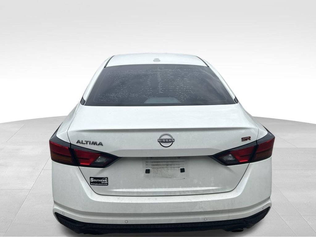 Used 2024 Nissan Altima 2.5 SR FWD image 4