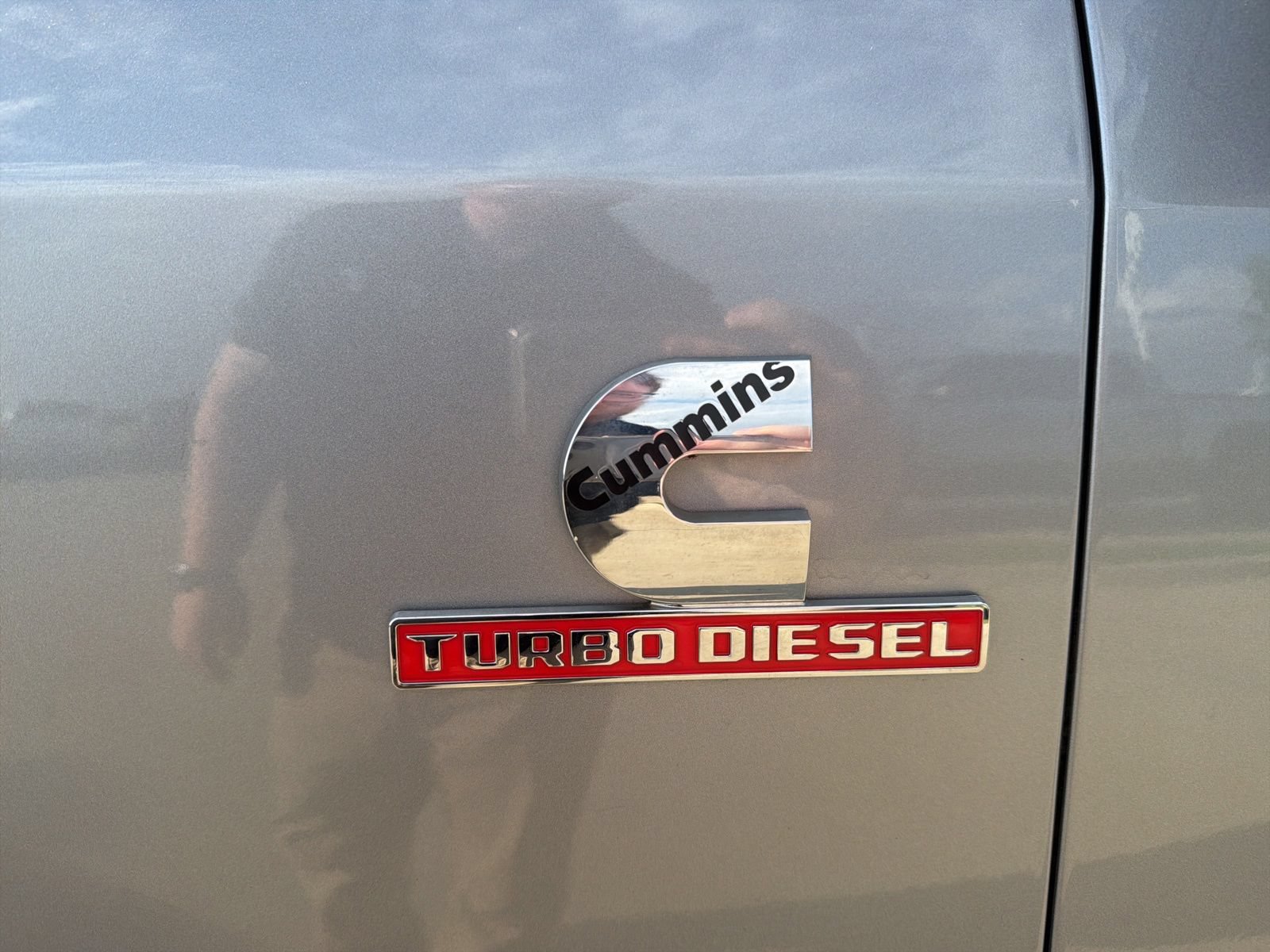 Used 2024 RAM 2500 Laramie AWD/4WD image 10
