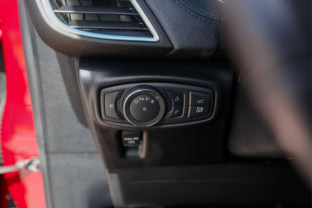 Used 2019 Lincoln Nautilus Reserve image 15