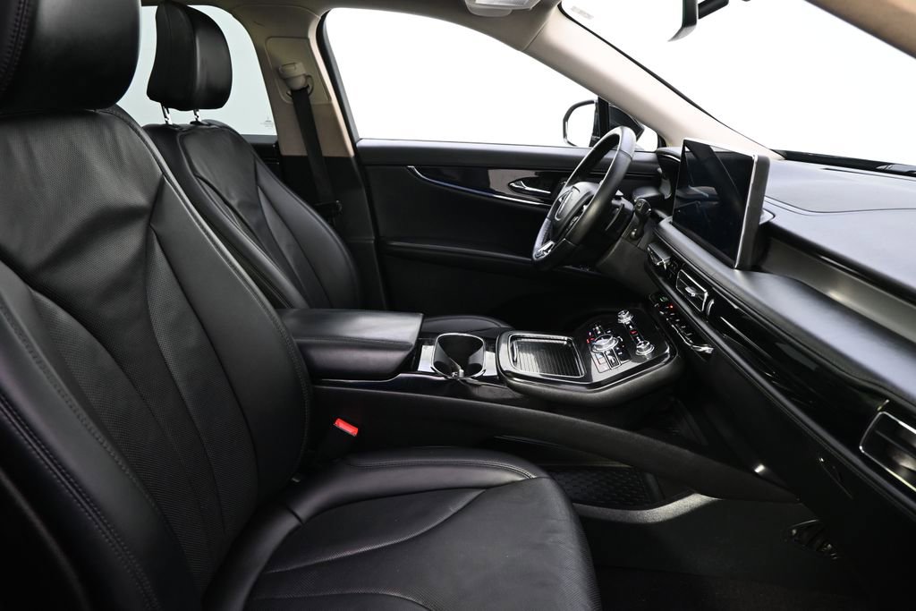 Used 2022 Lincoln Nautilus Reserve w/ Monochromatic Package image 16