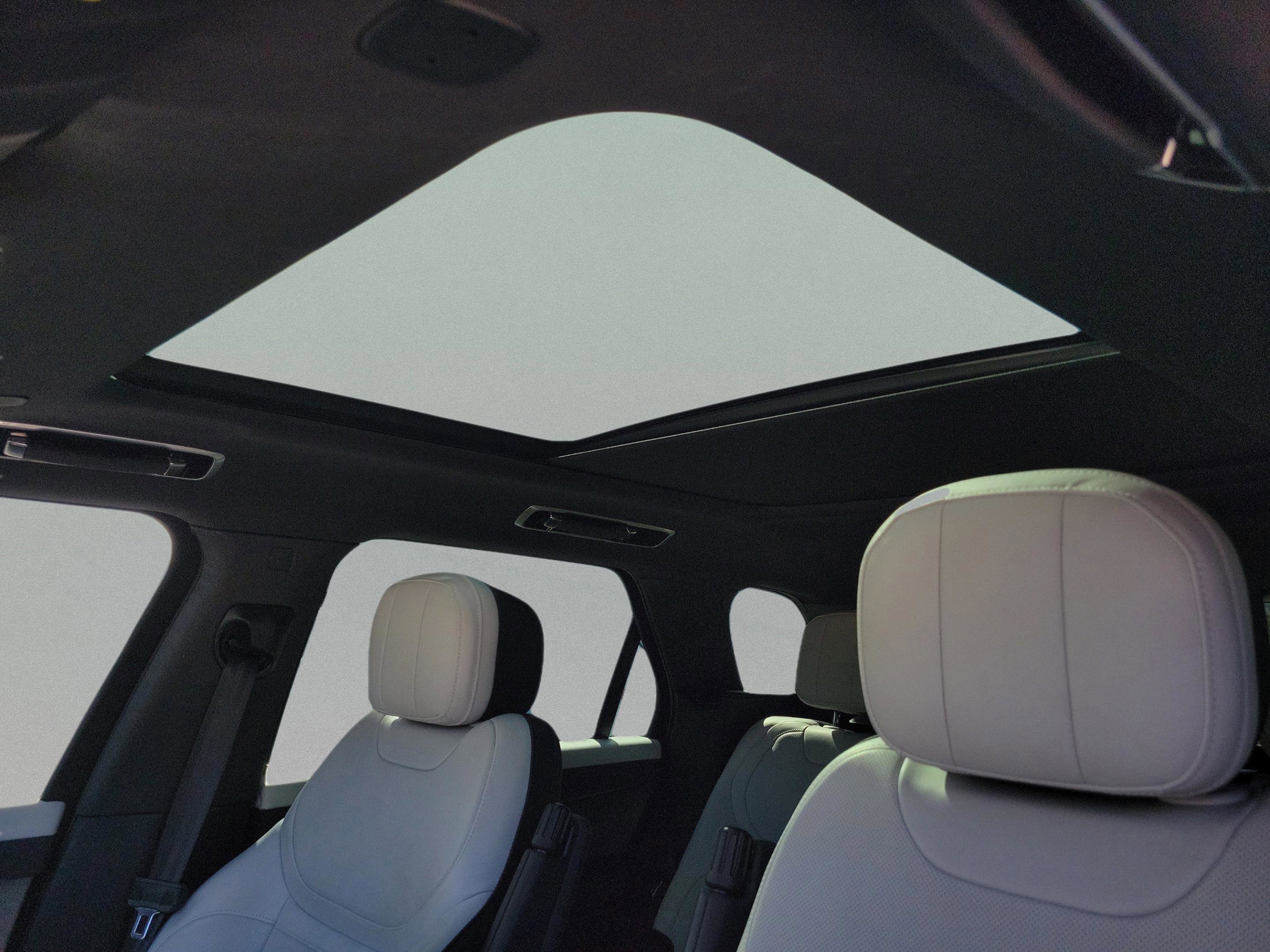 Used 2024 Land Rover Range Rover Sport Dynamic SE image 25