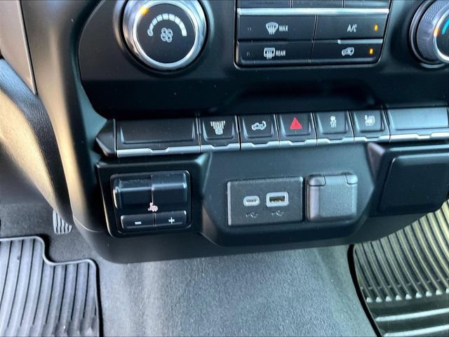 Certified 2022 Chevrolet Silverado 2500 Custom w/ Custom Value Package AWD/4WD image 19