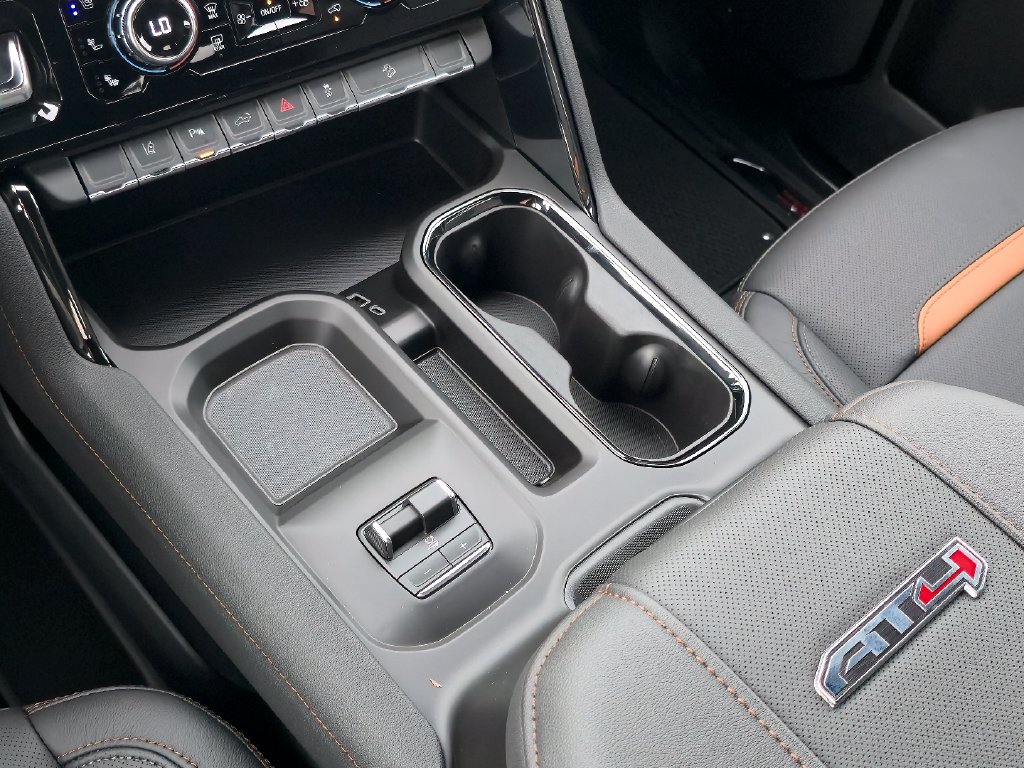 New 2026 GMC Sierra 2500 AT4 w/ AT4 Premium Plus Package AWD/4WD image 16