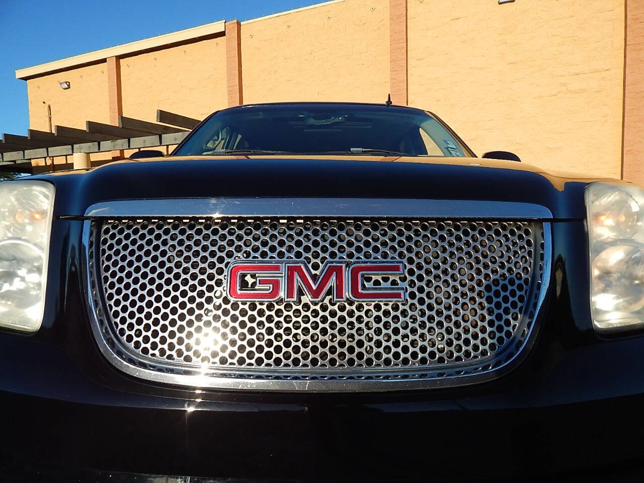 Used 2007 GMC Yukon XL Denali AWD/4WD image 12