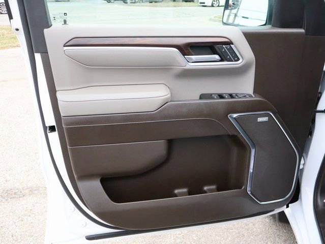 Used 2023 GMC Sierra 1500 SLT w/ SLT Convenience Package image 28