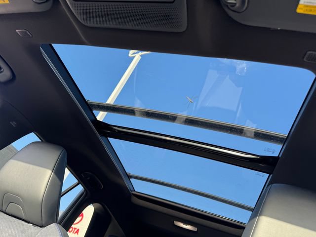 New 2026 Toyota RAV4 XSE AWD/4WD image 18