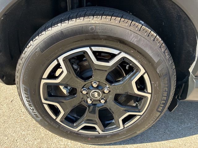 Used 2025 Ford Bronco Sport Outer Banks w/ Outer Banks Tech Package+ AWD/4WD image 14