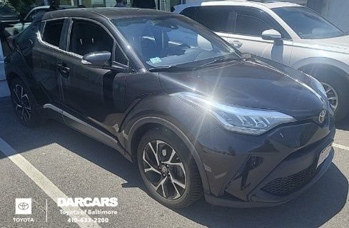 Used 2020 Toyota C-HR XLE FWD image 1