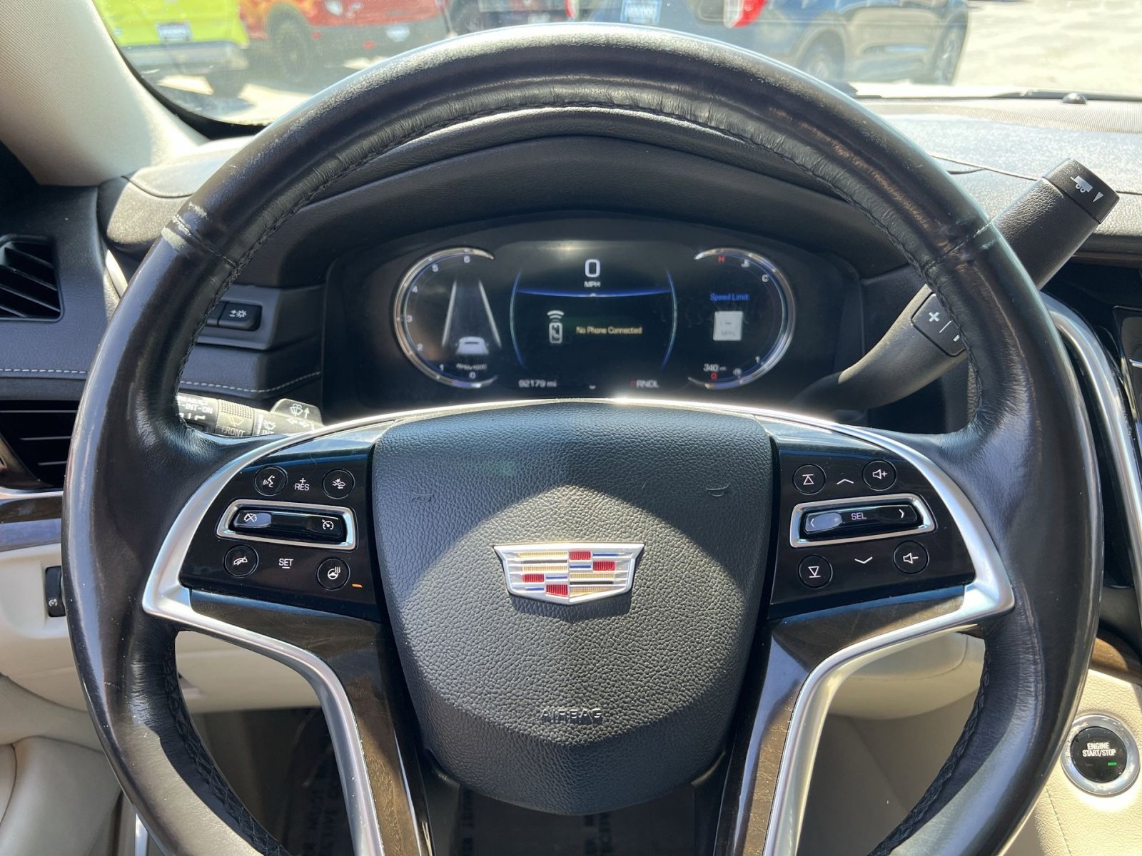 Used 2018 Cadillac Escalade Premium Luxury RWD image 24