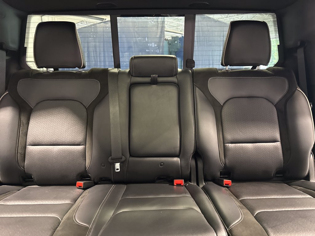 Used 2023 RAM 1500 Laramie AWD/4WD image 39