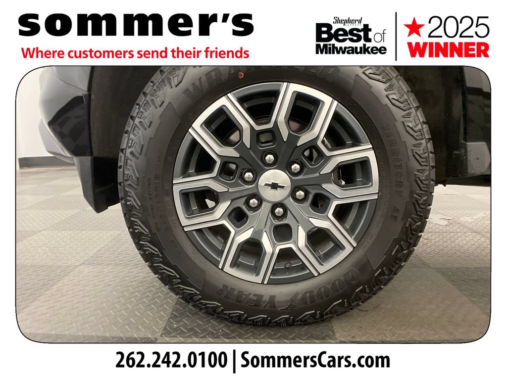 Used 2023 Chevrolet Colorado Z71 w/ Z71 Convenience Package 2 AWD/4WD image 23