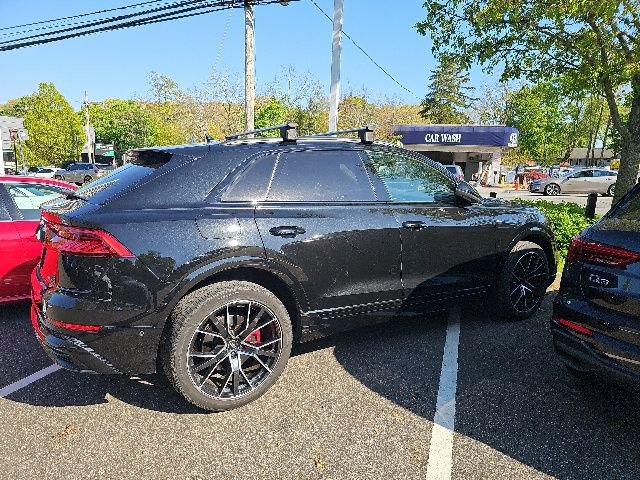 Used 2023 Audi Q8 Prestige w/ Prestige Package AWD/4WD image 8