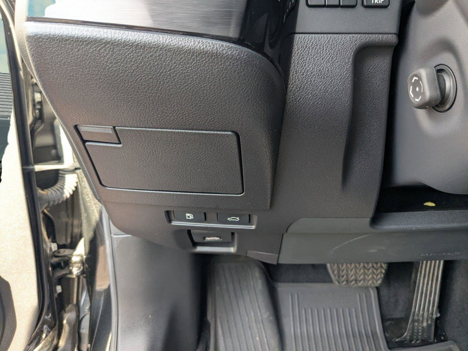 Used 2025 Lexus ES 350 w/ Premium Package FWD image 16