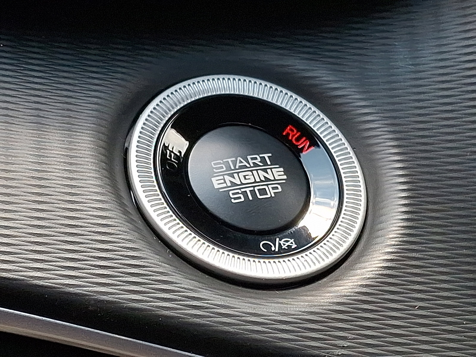 New 2025 Jeep Grand Cherokee L Altitude image 15