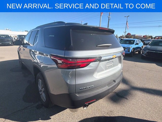 Used 2023 Chevrolet Traverse LT FWD image 10