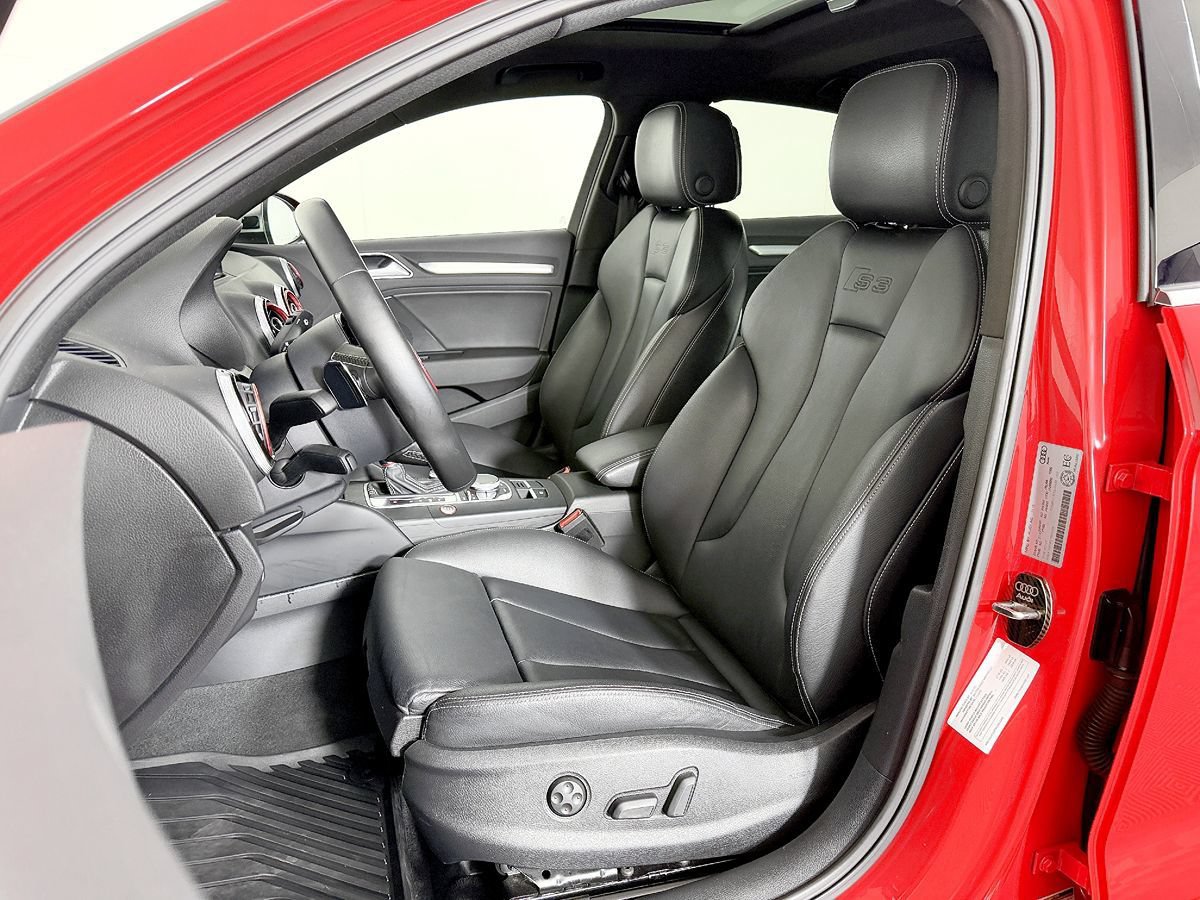 Used 2016 Audi S3 Prestige AWD/4WD image 32
