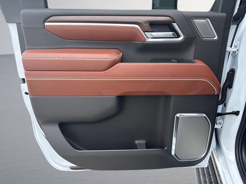 New 2026 GMC Sierra 2500 Denali Ultimate AWD/4WD image 13