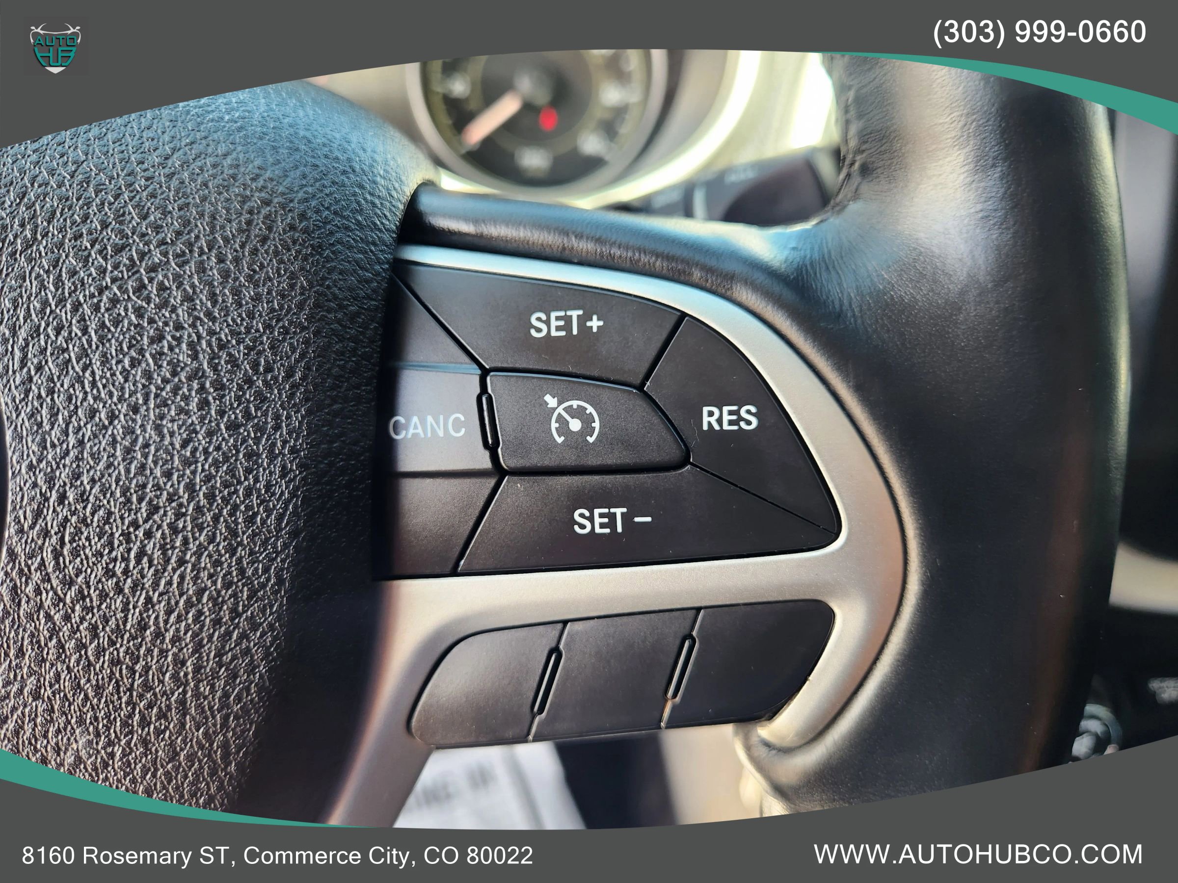 Used 2014 Jeep Cherokee Trailhawk w/ Cold Weather Group AWD/4WD image 17