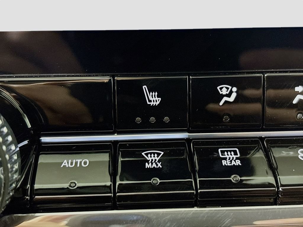 New 2025 GMC Canyon Elevation w/ Convenience Package image 19