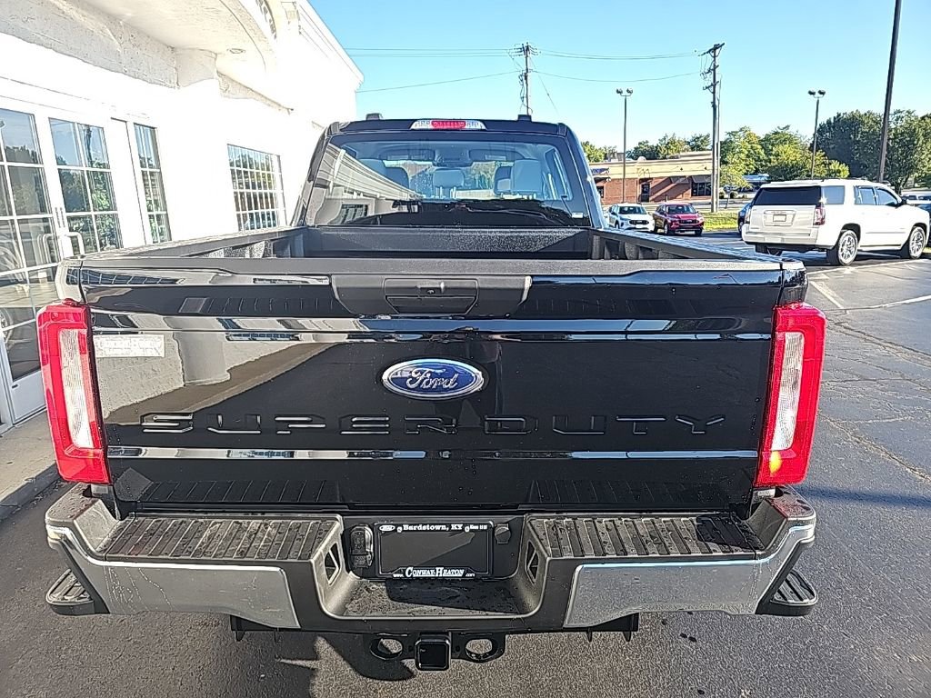 New 2026 Ford F250 XL image 5
