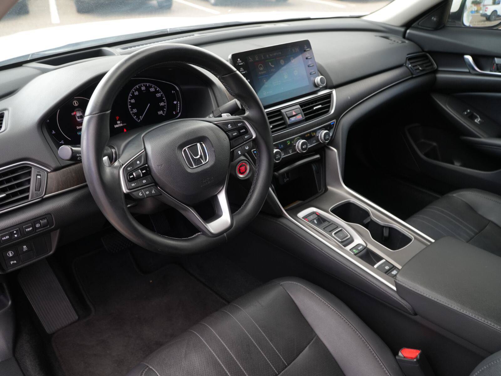 Used 2019 Honda Accord Touring image 6