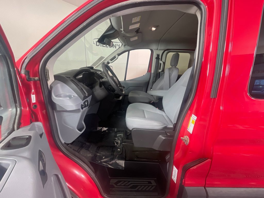 Used 2015 Ford Transit 150 XLT image 14