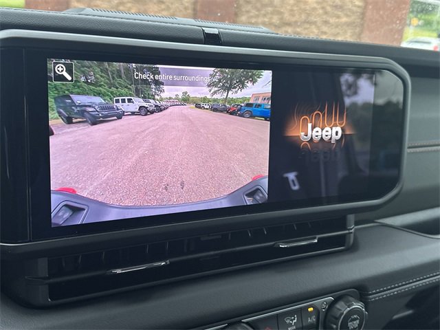 New 2025 Jeep Gladiator Mojave w/ Convenience Group image 27