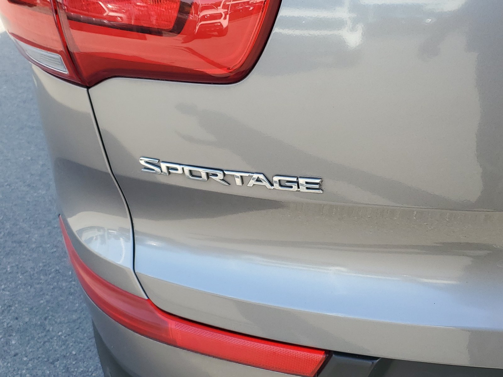 Used 2016 Kia Sportage LX FWD image 7