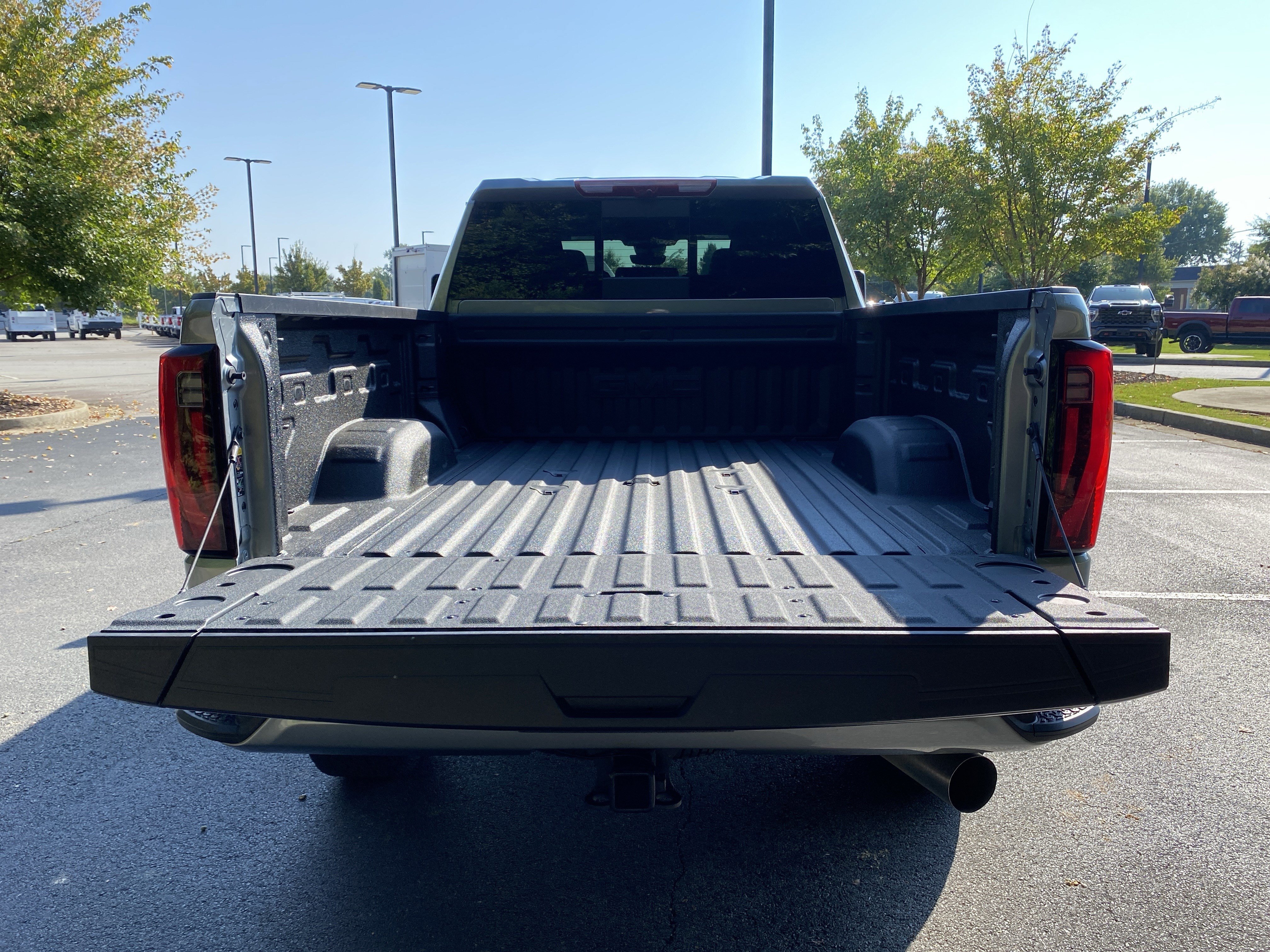 Used 2026 GMC Sierra 2500 Denali Ultimate AWD/4WD image 12