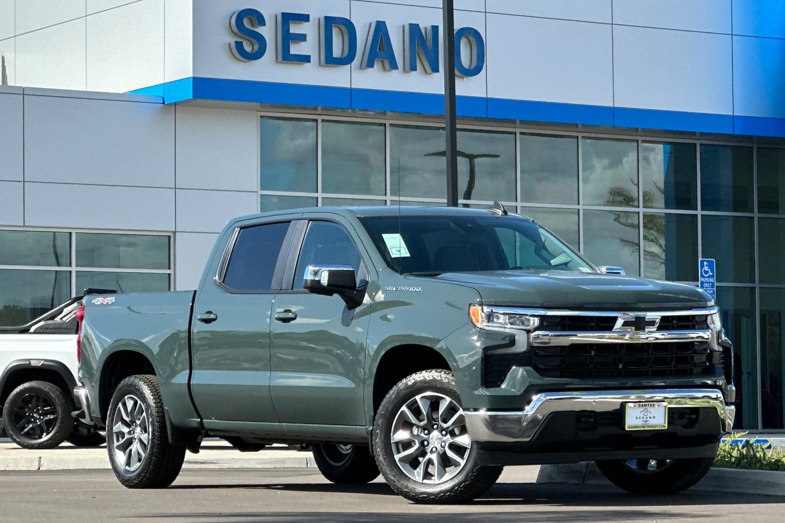 New 2026 Chevrolet Silverado 1500 LT w/ Safety Package AWD/4WD image 2