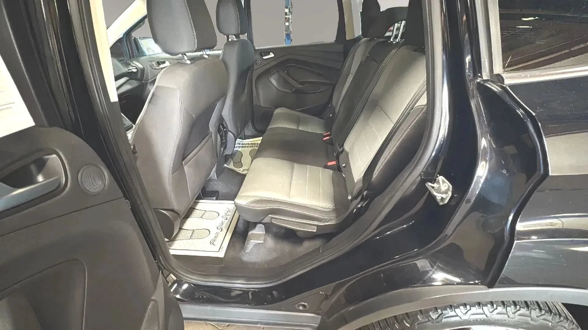 Used 2016 Ford Escape SE w/ Equipment Group 201A AWD/4WD image 5
