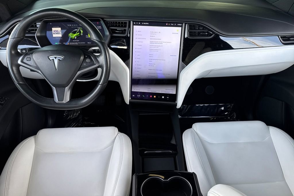 Used 2020 Tesla Model X Long Range image 12