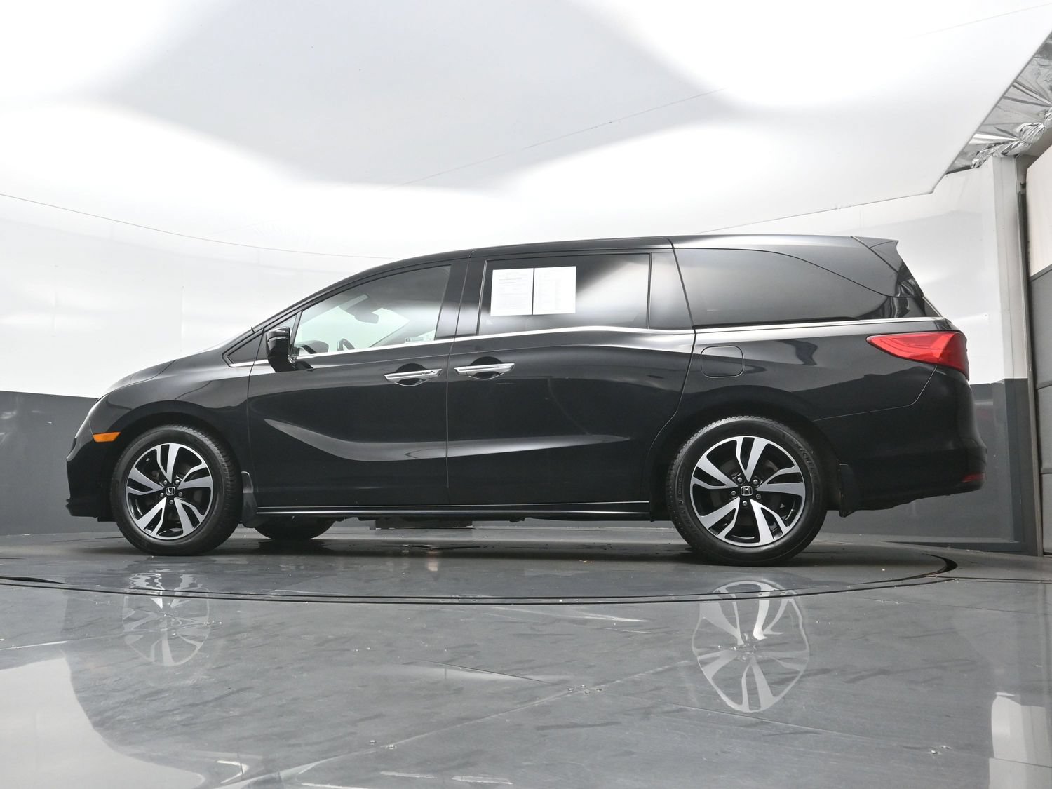 Used 2019 Honda Odyssey Elite image 29